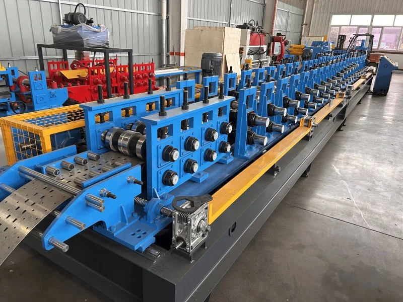 upright rack post roll forming machine (12) upright rack post roll forming machine (12)