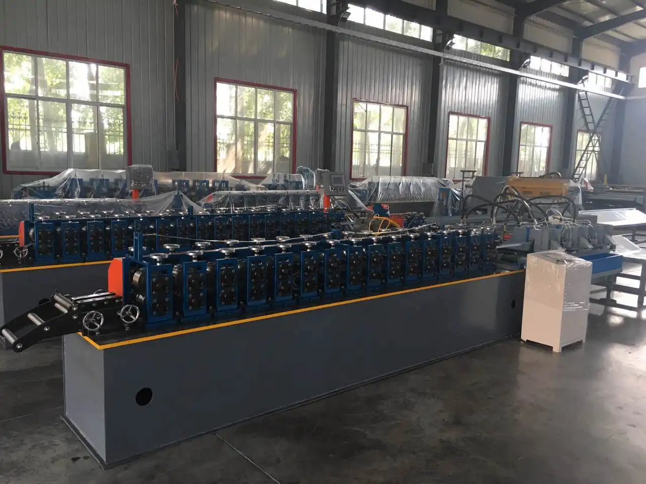 ceiling t grid roll forming machine