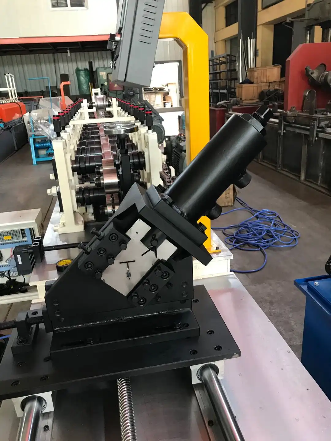 hat channel roll forming machine hat channel roll forming machine
