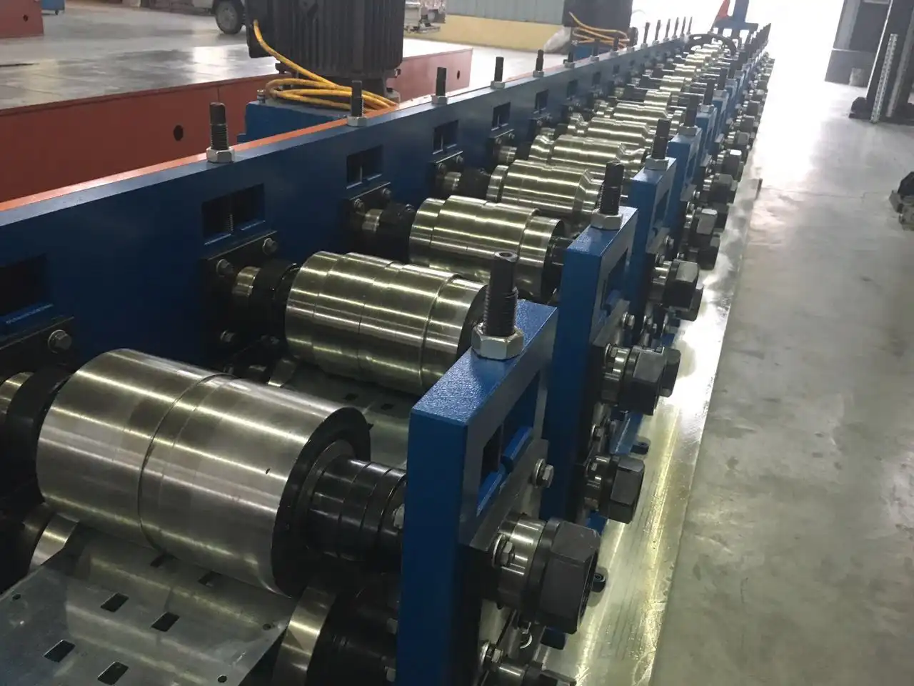 shelf panel roll forming machine
