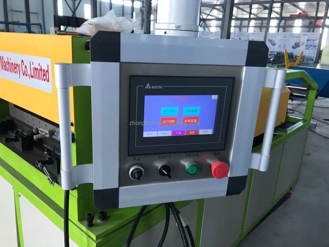 portable roof panel machine
