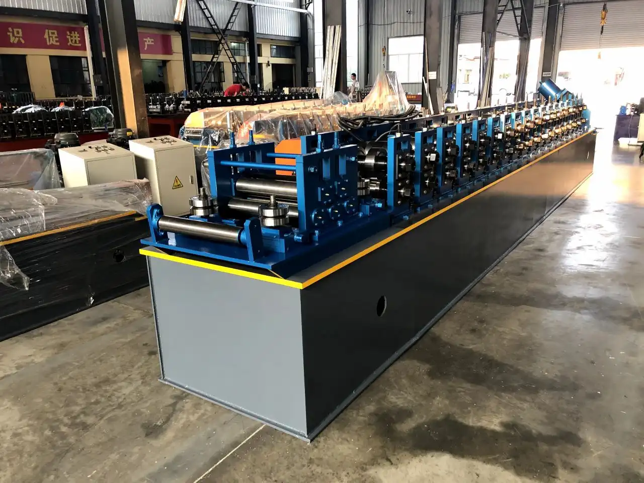 door frame machine