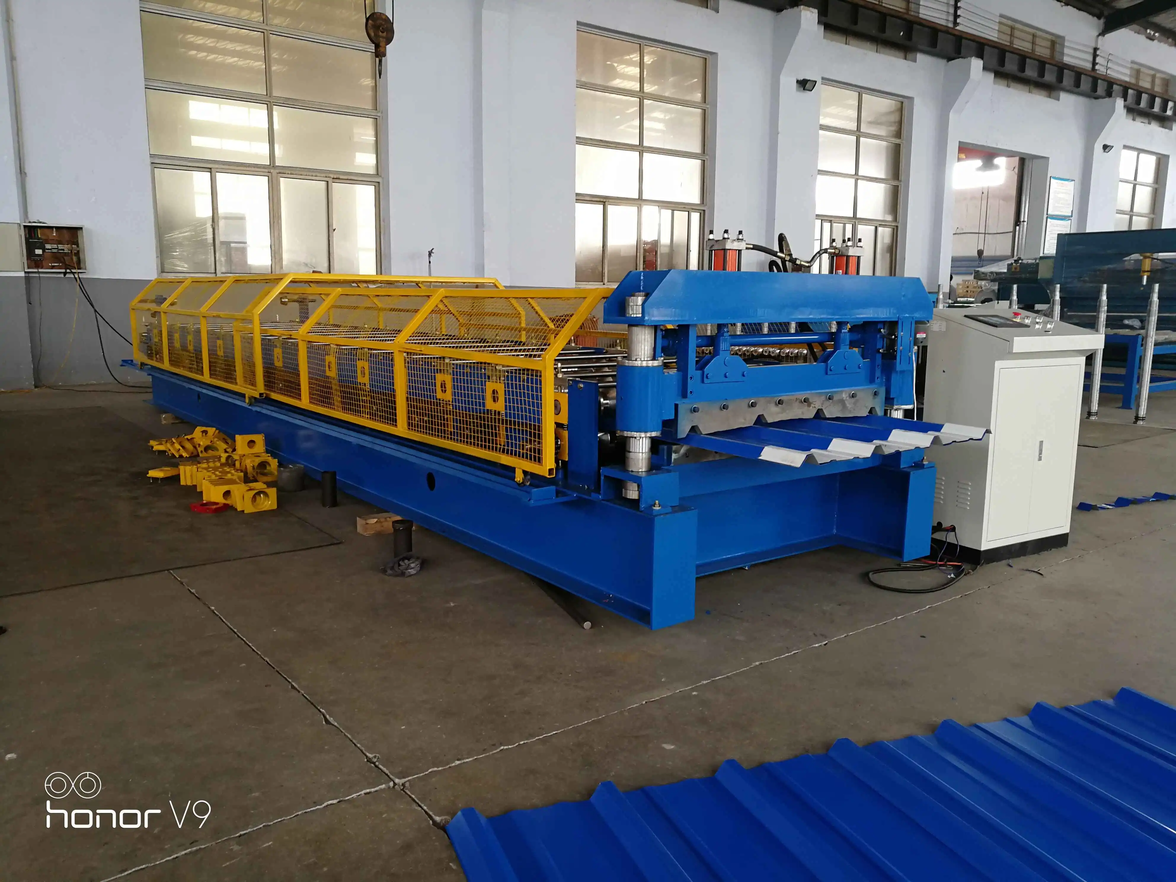 metal roof forming machine