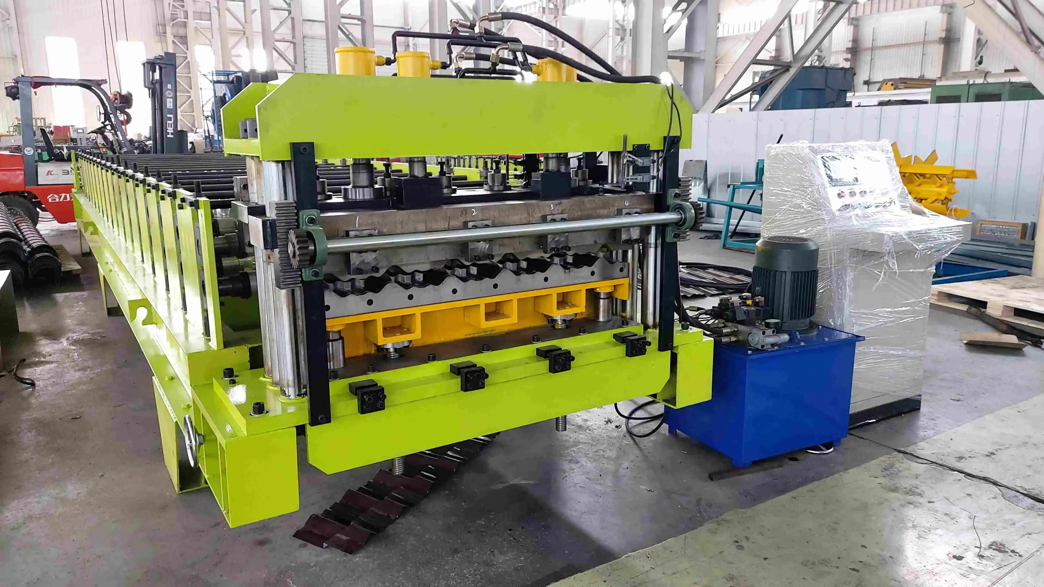glazed roof tile machine