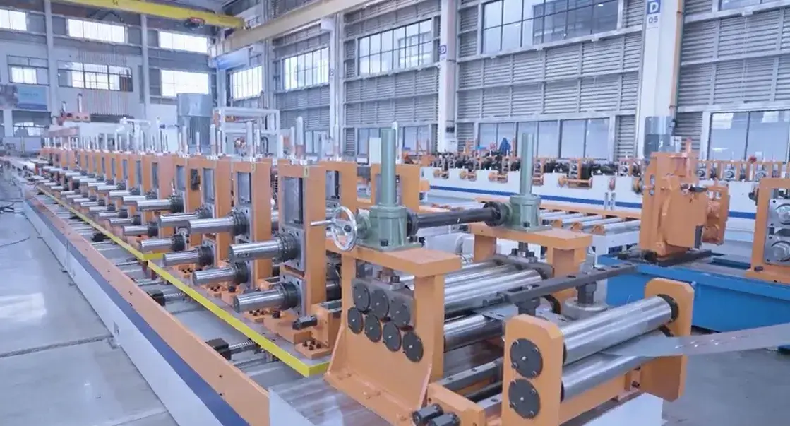solar struct channel roll forming machine