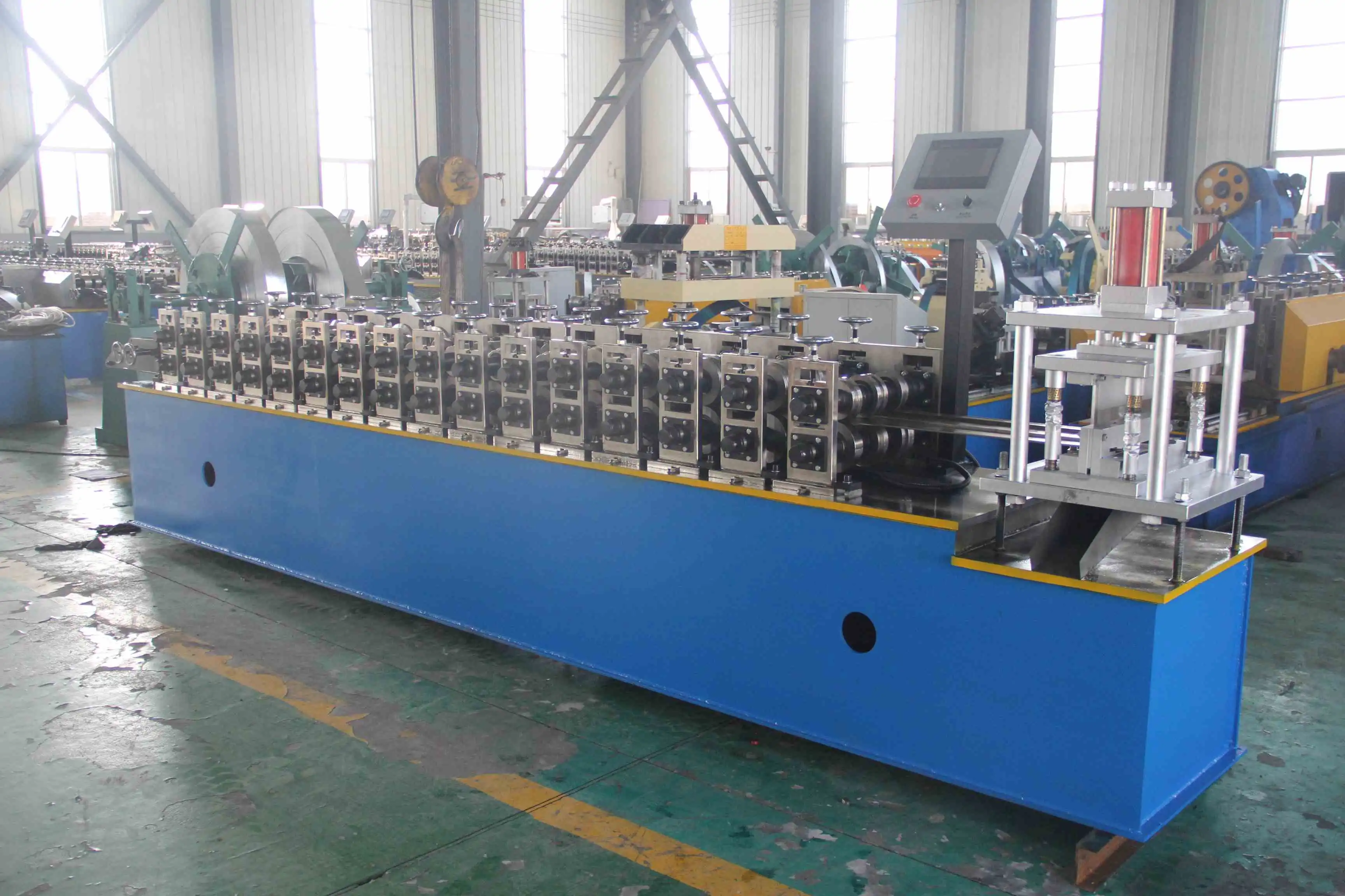fully automatic C channel roll forming machine