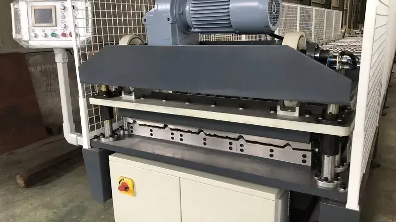 pbr trapezoidal roof sheet roll forming machine