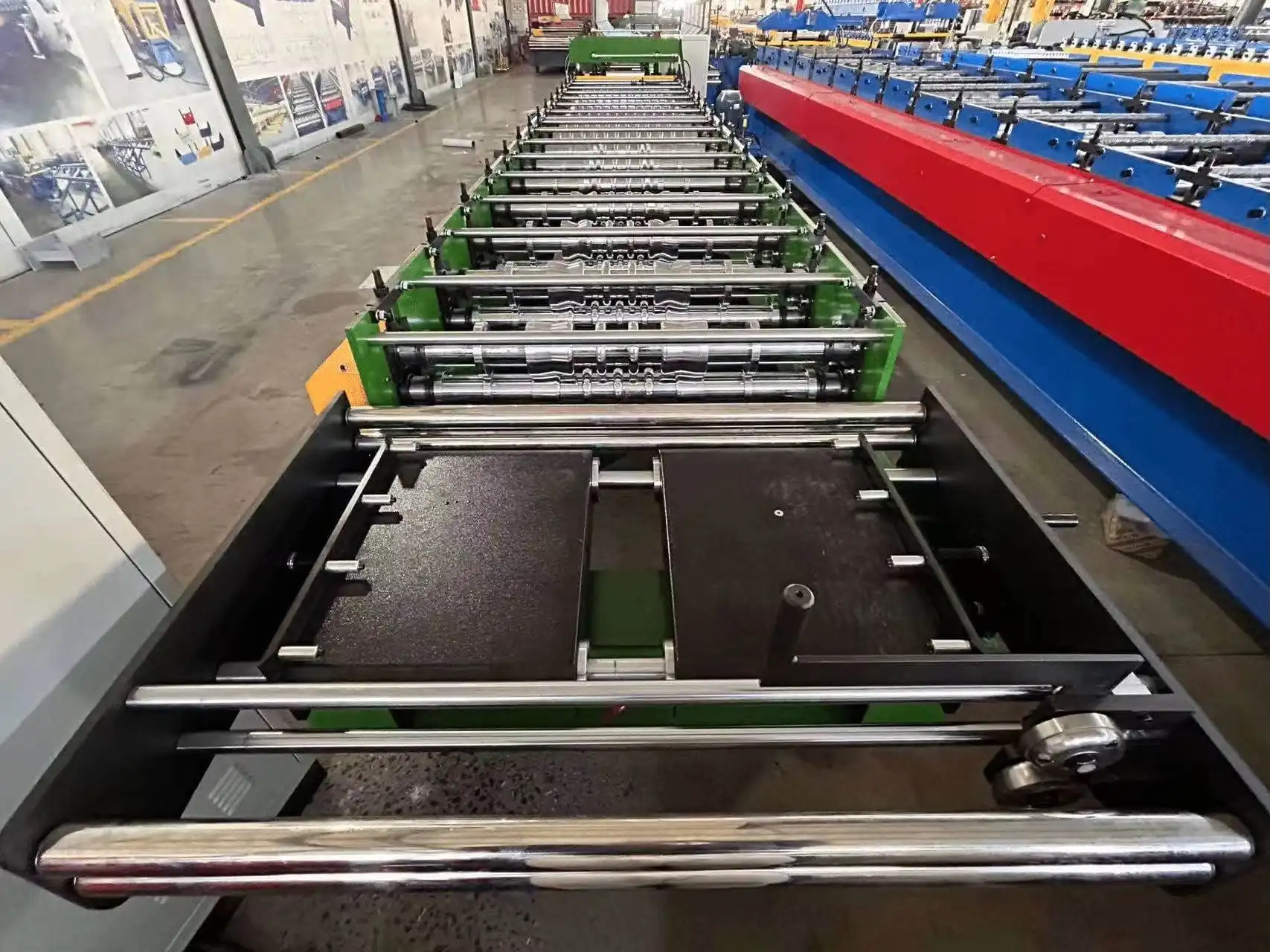 corrugated roof sheet roll forming machine
