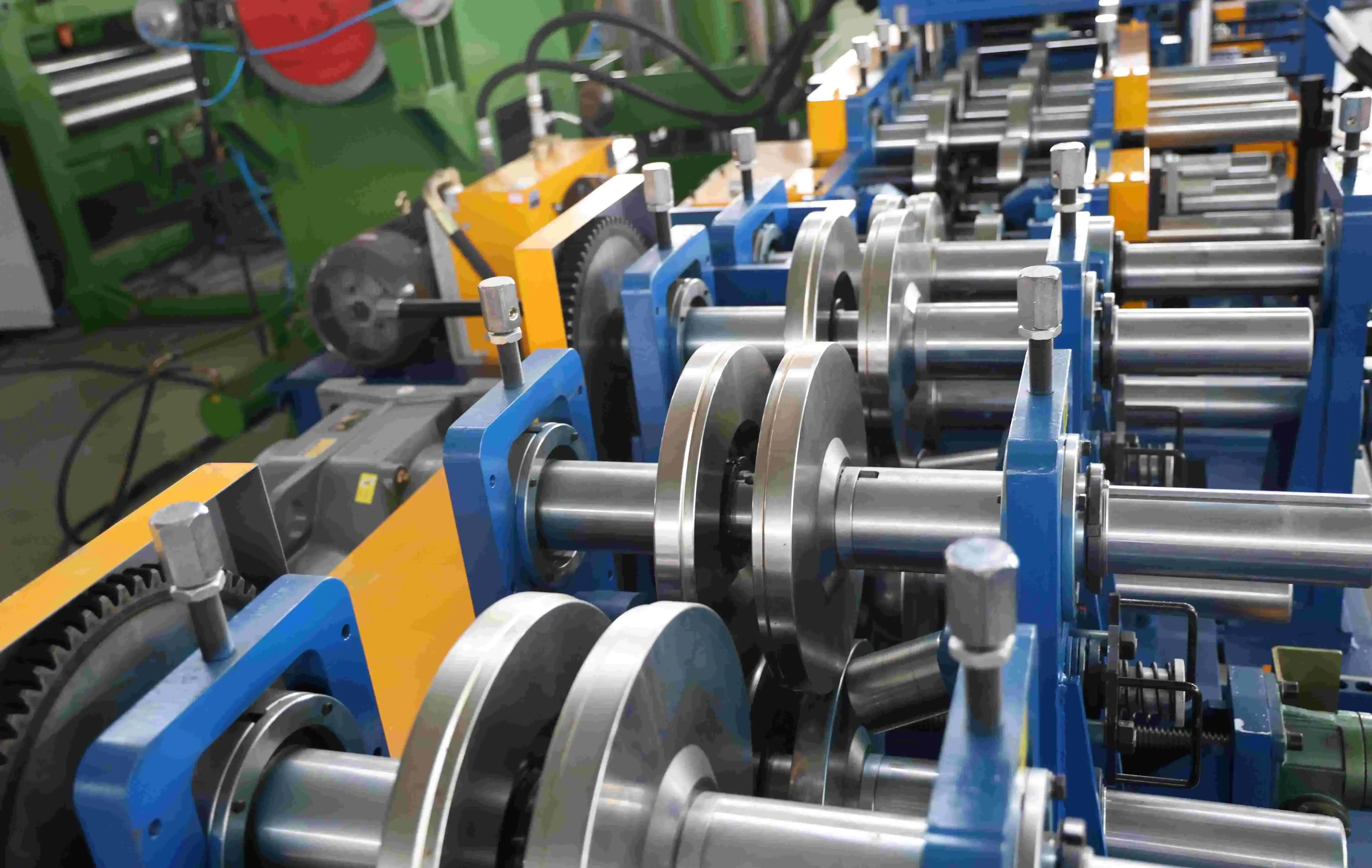 CZ purlin machine