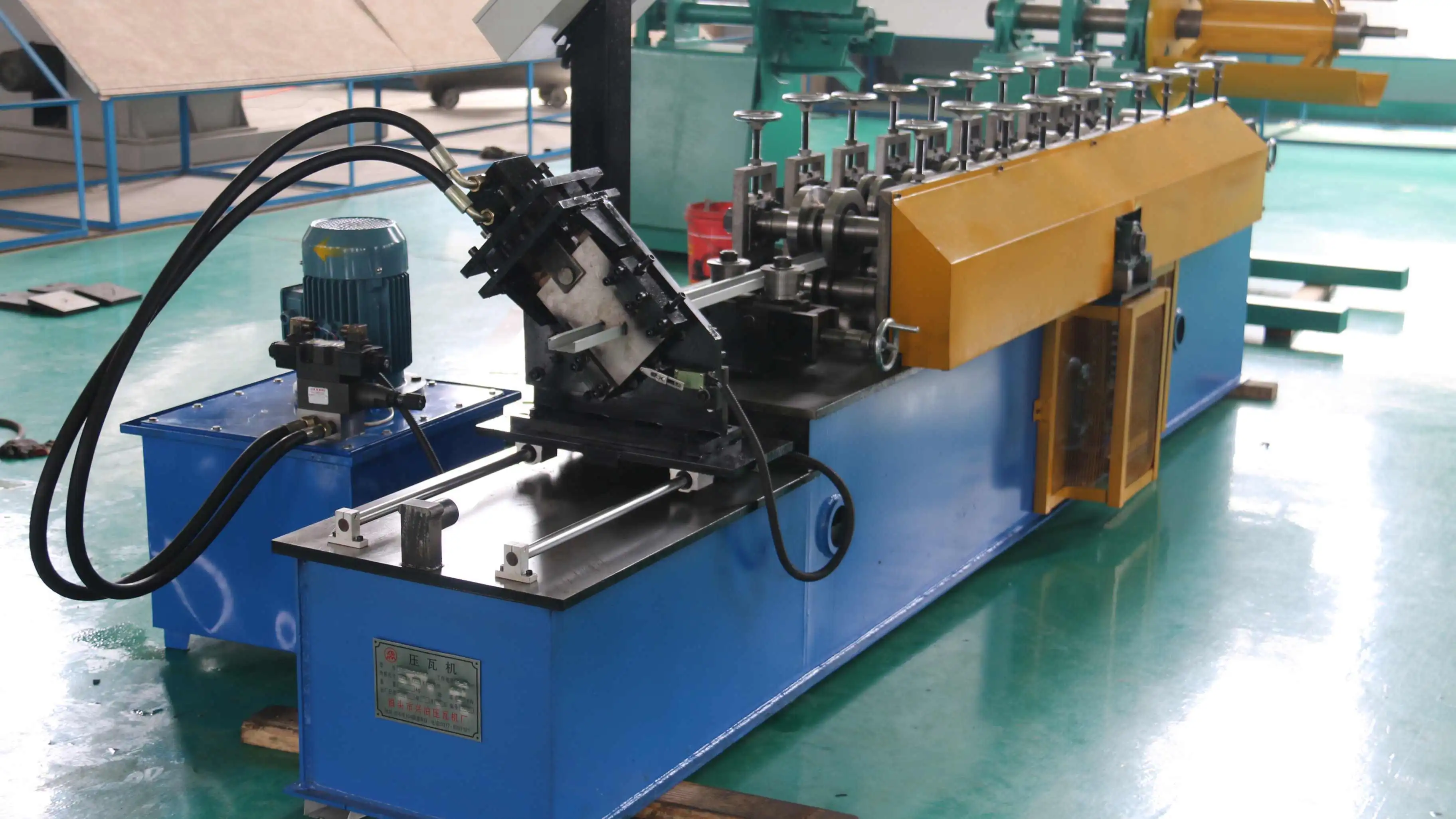 metal stud and track machine