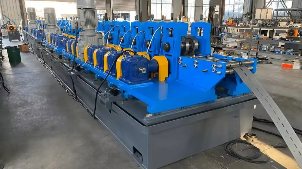 solar struct channel roll forming machine