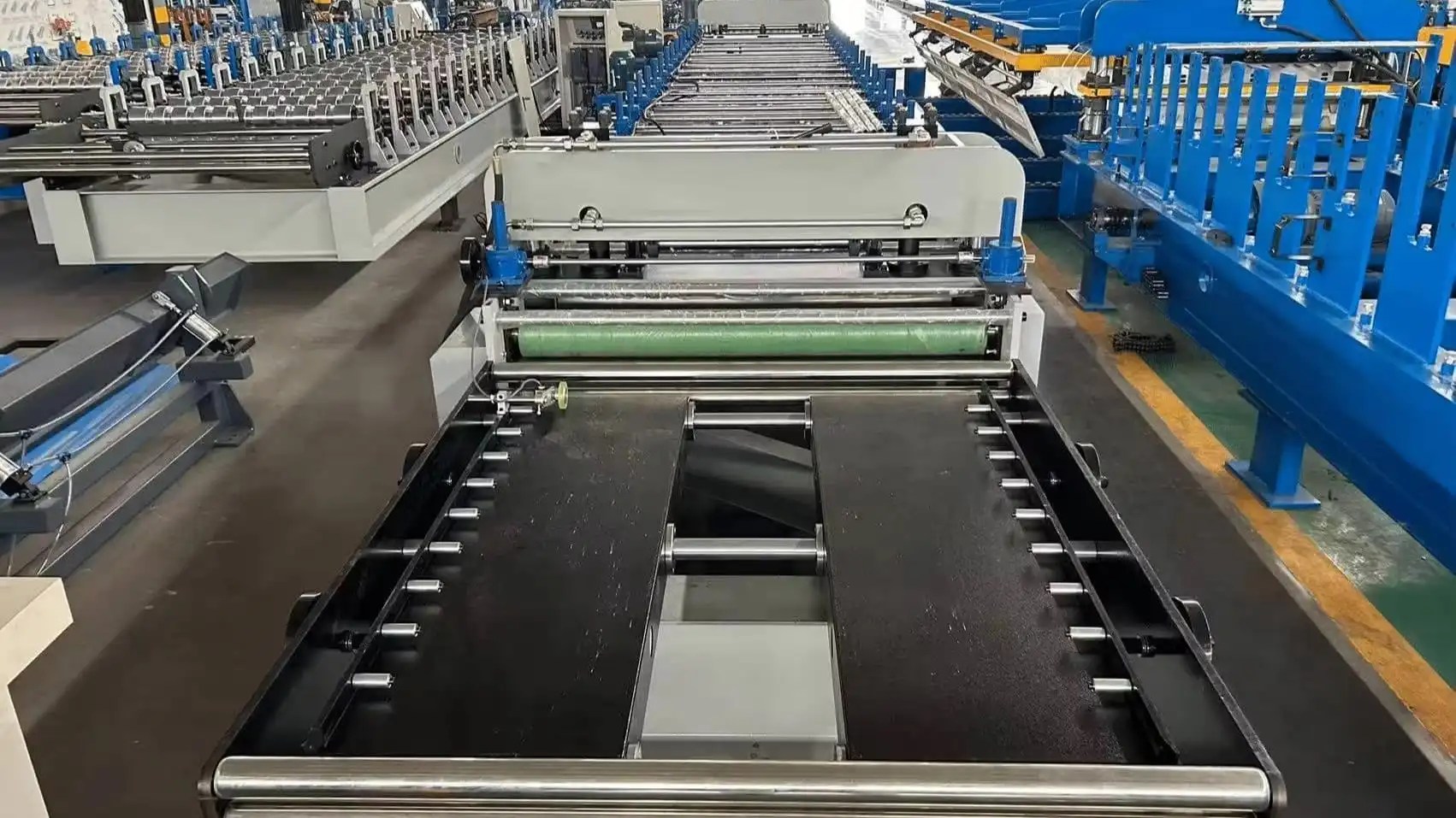 trapezoidal roof sheet roll forming machine