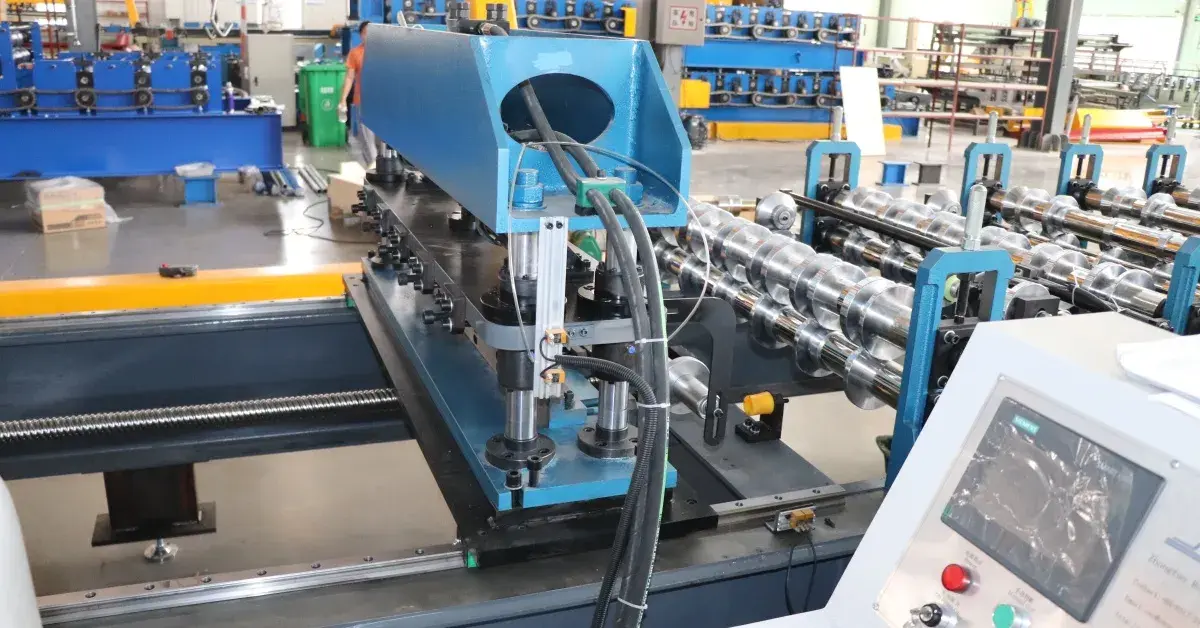 trapezoidal roof sheet roll forming machine (7) trapezoidal roof sheet roll forming machine (7)