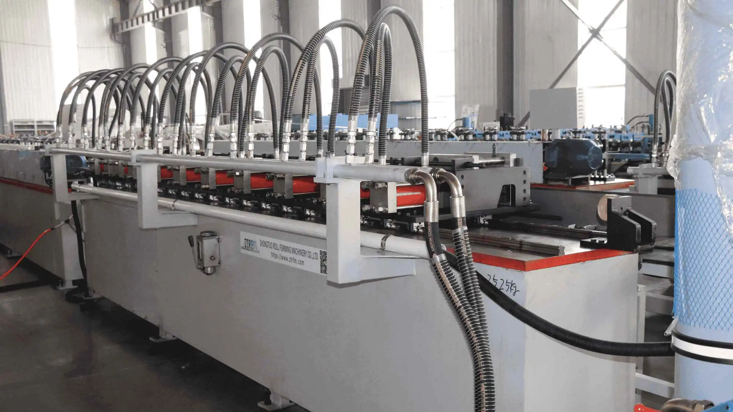 ceiling t grid roll forming machine