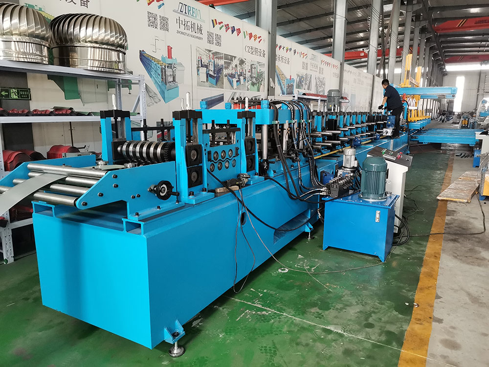 ZT-P300 Standard 80-300mm CZ Purlin Machine Automaticly for Warehouse