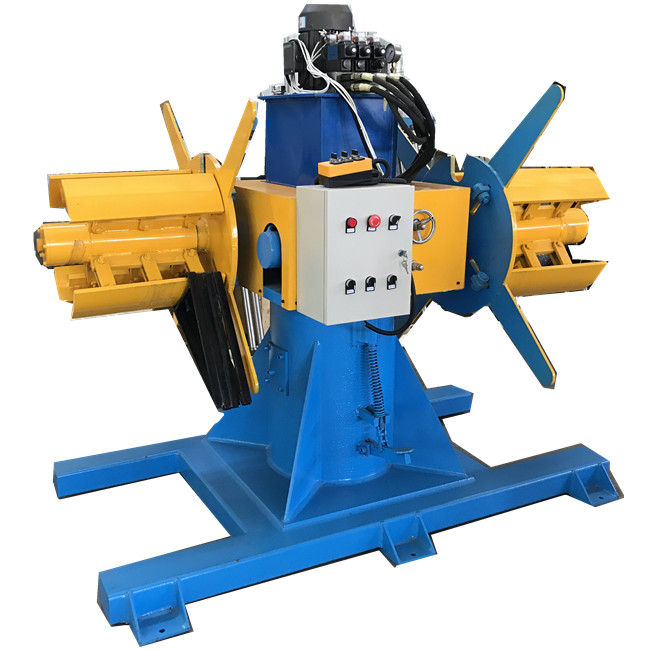 Automatic stud and track rolling forming machine