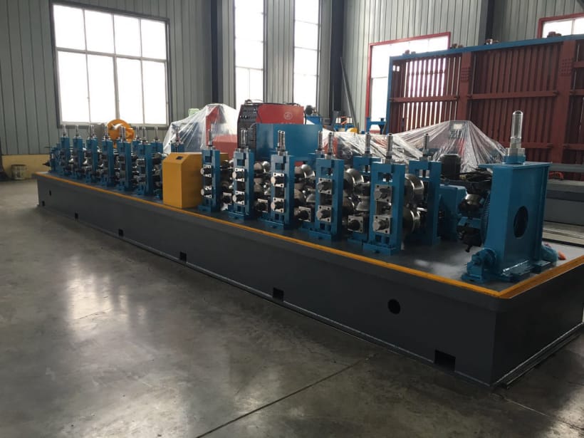 Slow speed Tube mill roll forming machine